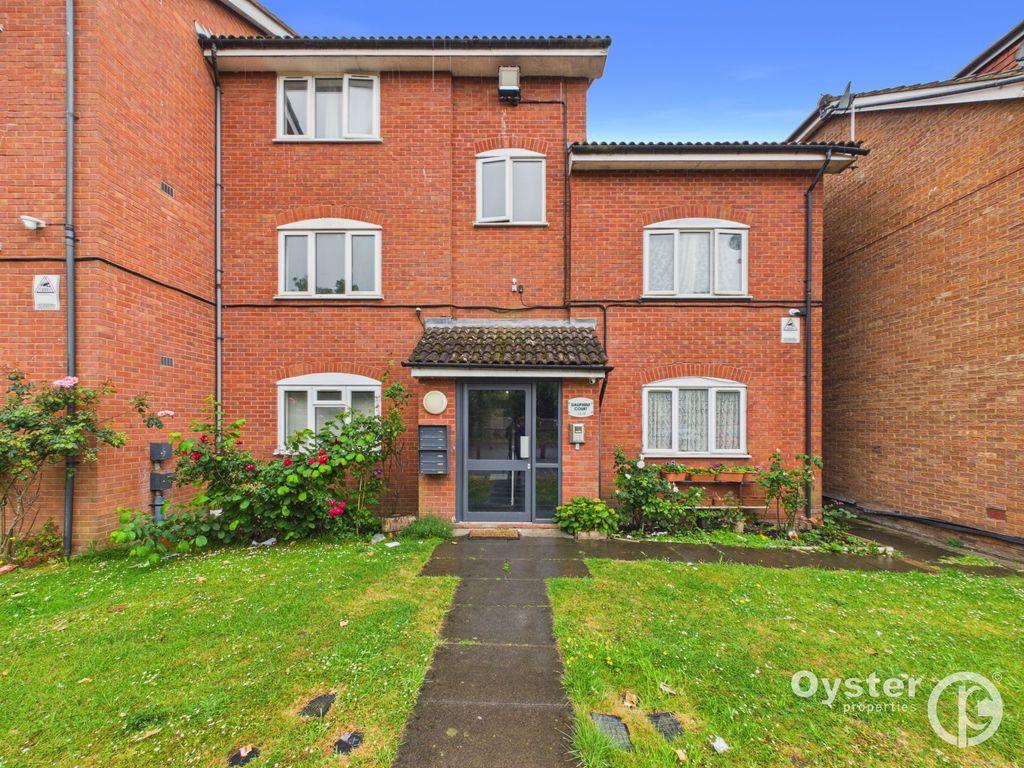 Property photo 1 of 8