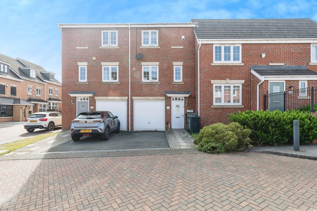 Property photo 1 of 16