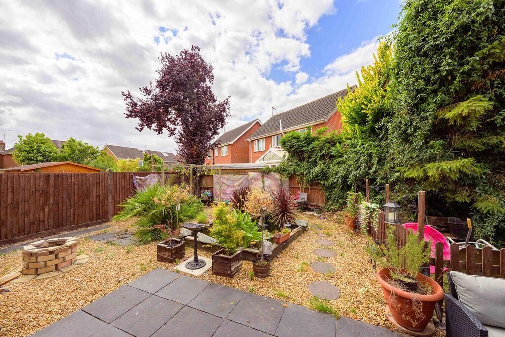 Property photo 2 of 22
