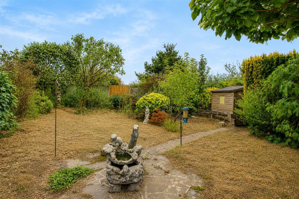 Property photo 2 of 18