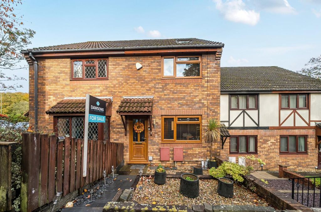 Property photo 1 of 18 1364292-1-68F655483E28d.Jpg