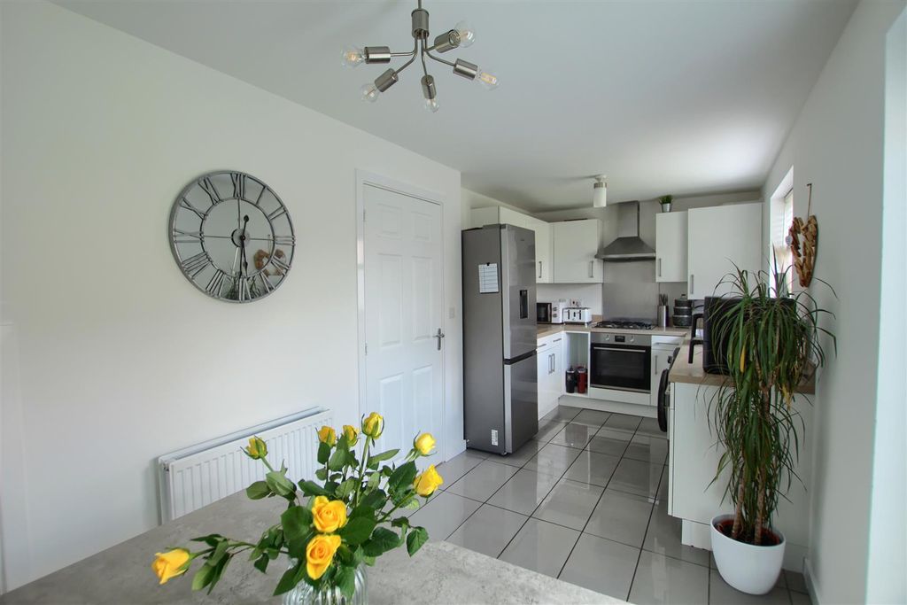 Property photo 3 of 13 Vb3.Jpg