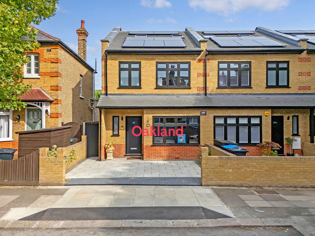 Property photo 1 of 31