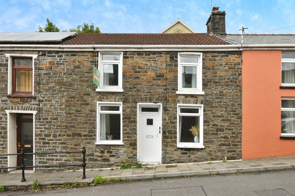 Property photo 1 of 19