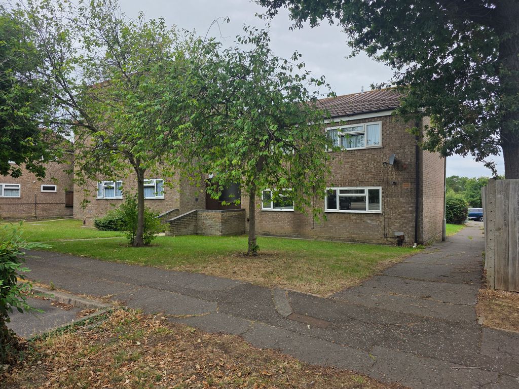 Property photo 1 of 5