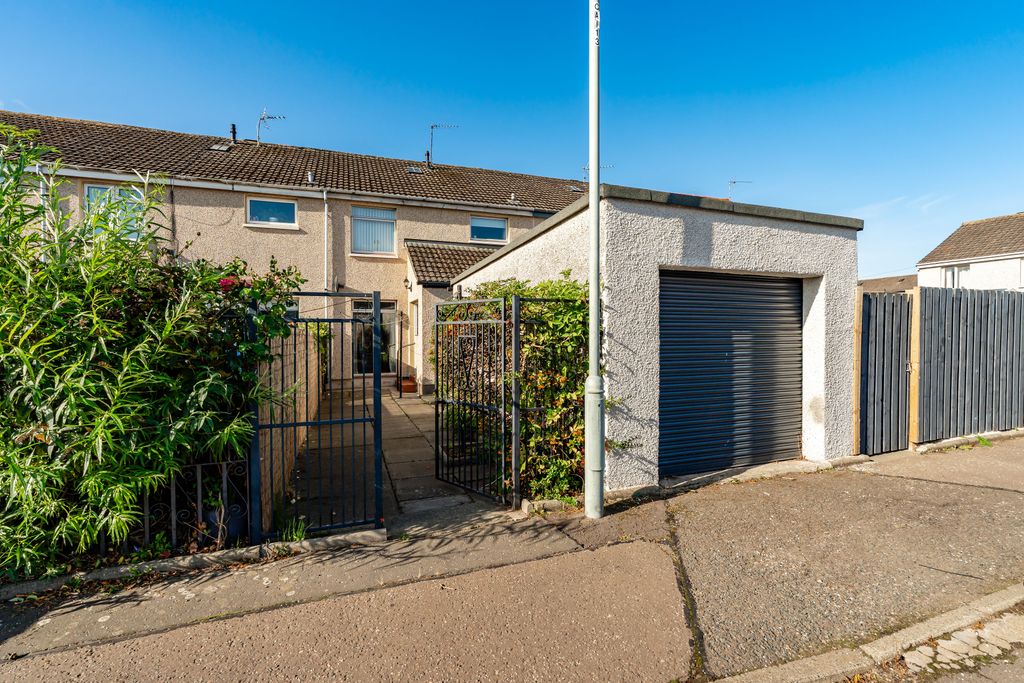 Property photo 2 of 40 Property Image 3