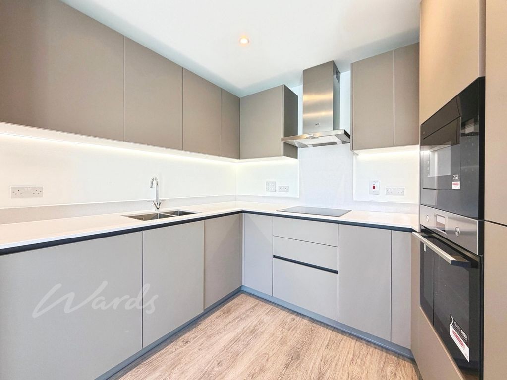 Property photo 3 of 9 Kitchen