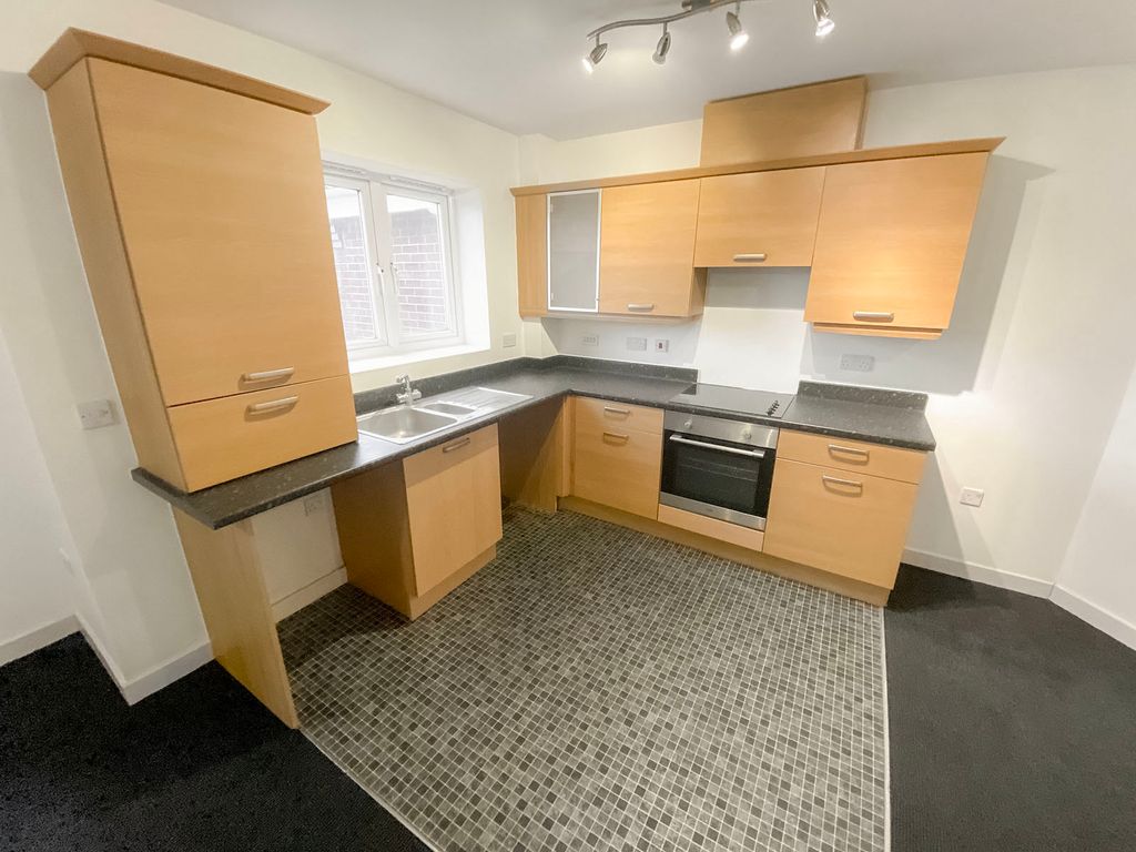 Property photo 2 of 5 Kitchen