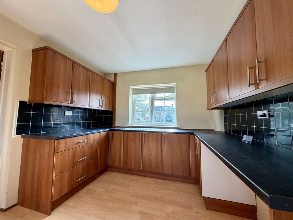 Property photo 3 of 13 Image