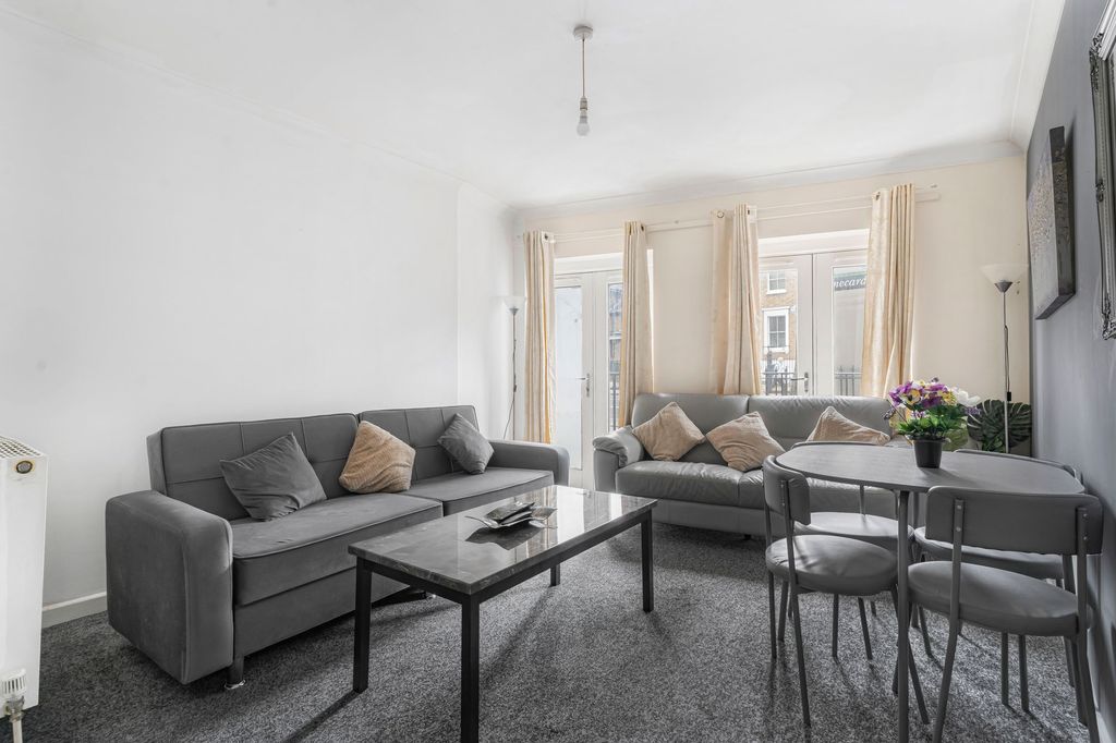 Property photo 3 of 15