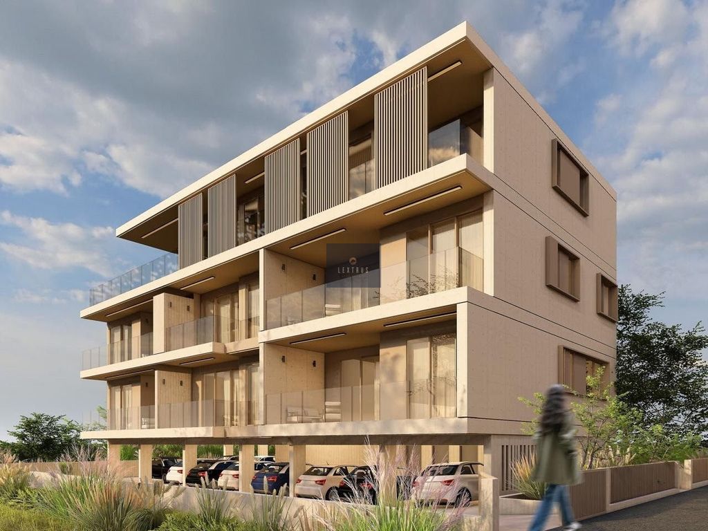 Property photo 1 of 3