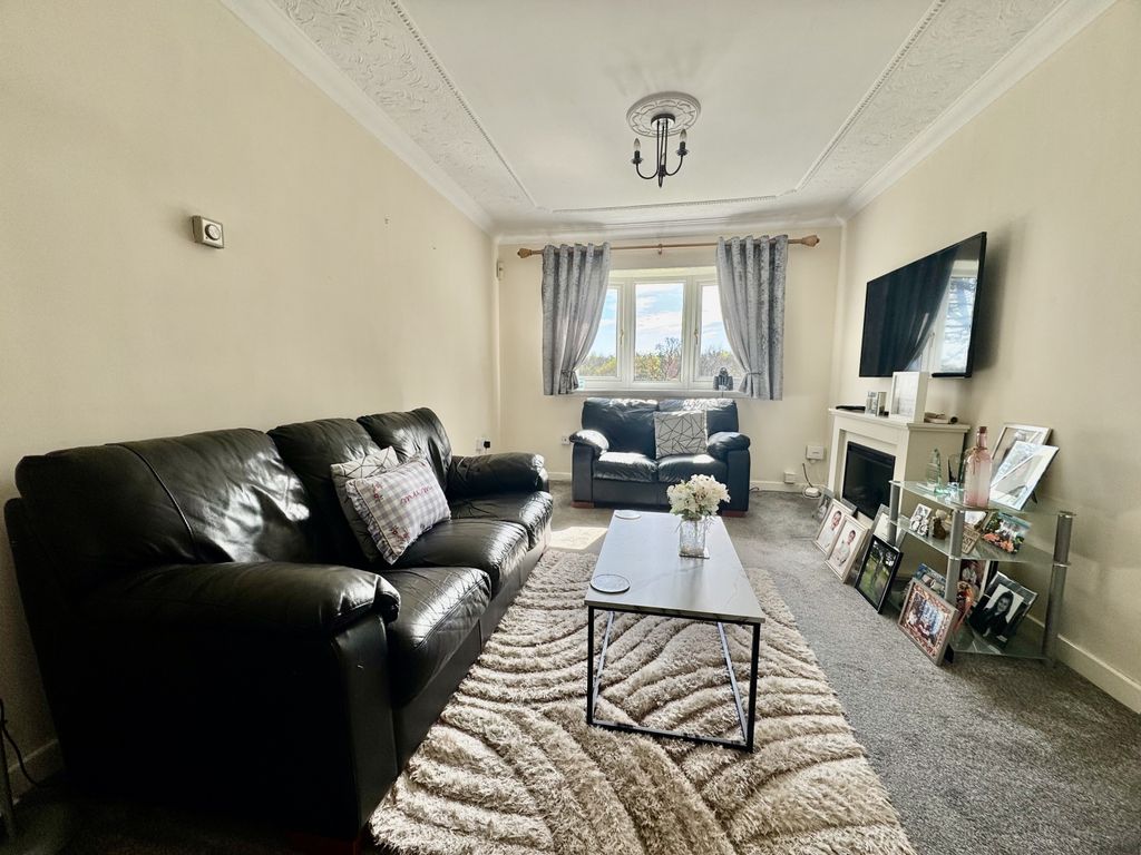 Property photo 3 of 17 Img_6056