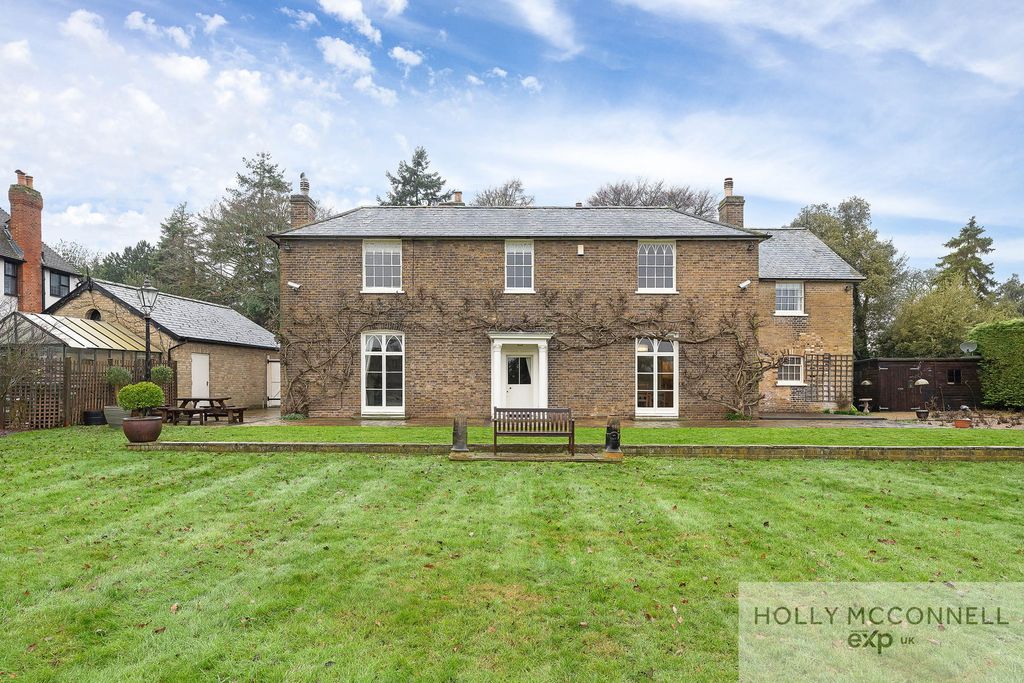 Property photo 1 of 21