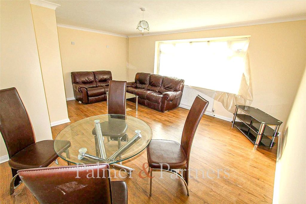 Property photo 3 of 9 Reception Room
