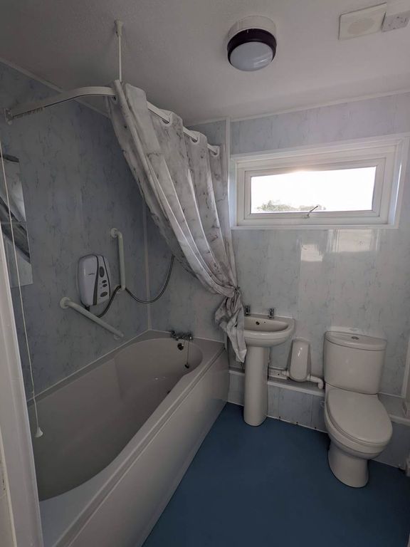 Property photo 2 of 5 Bathroom