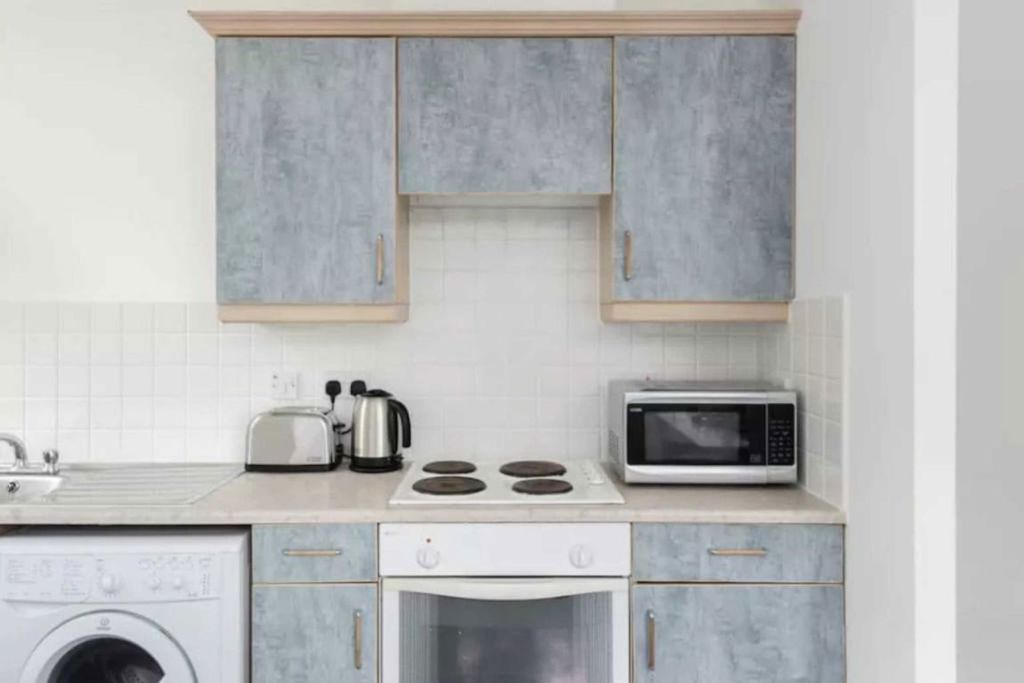 Property photo 3 of 6