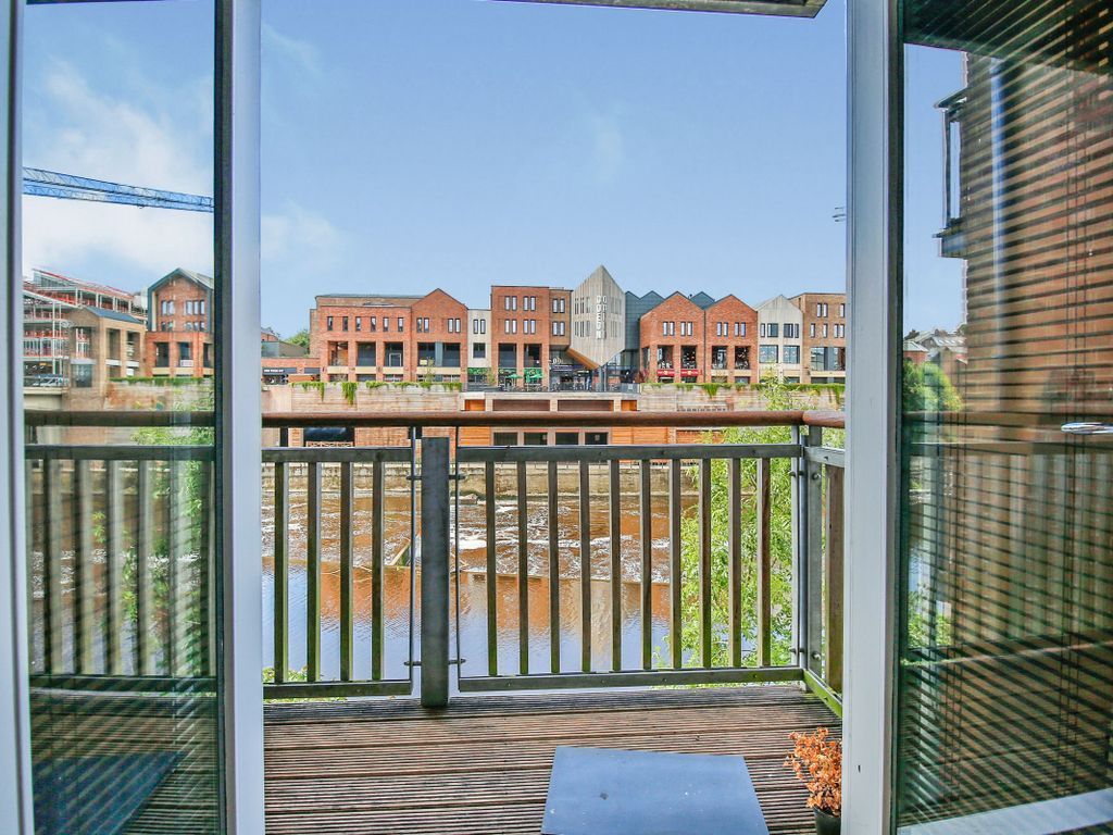 Property photo 2 of 14 Photograph 1