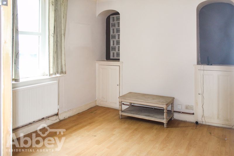 Property photo 3 of 19 Dining Room