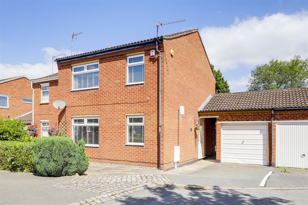 Property photo 1 of 17 2045.Jpg