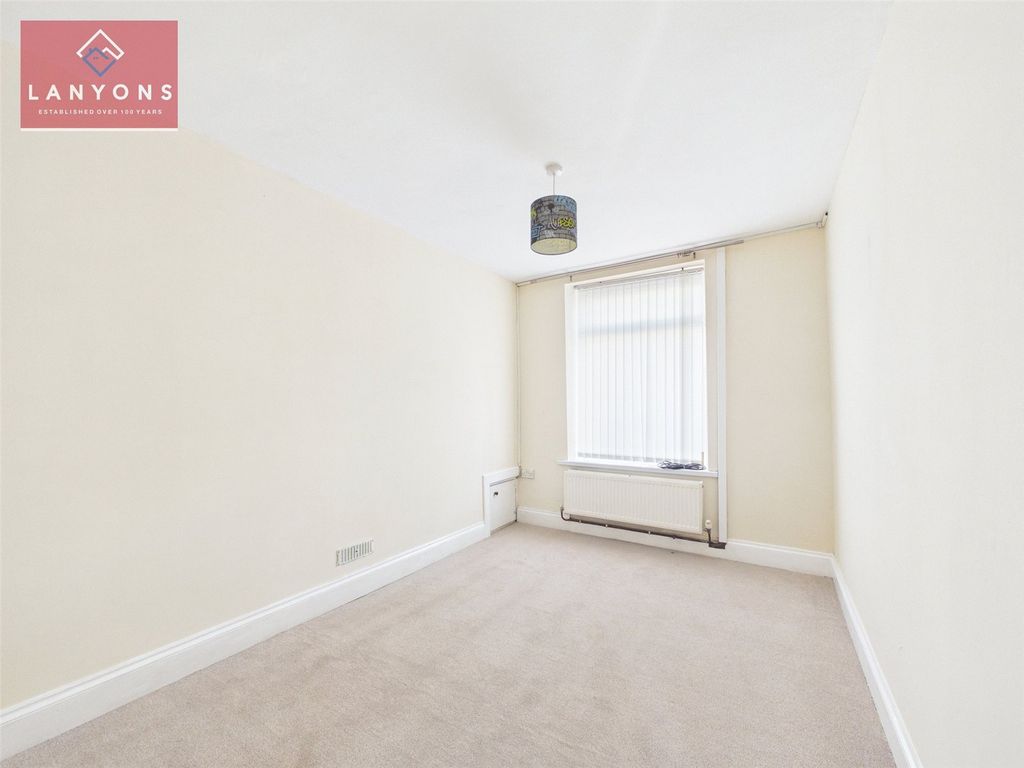 Property photo 2 of 13 Picture No. 06