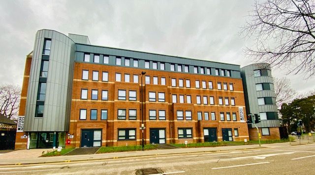 Property photo 2 of 11 Front