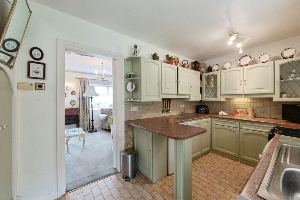 Property photo 3 of 20 Pbox-Img.Jpg