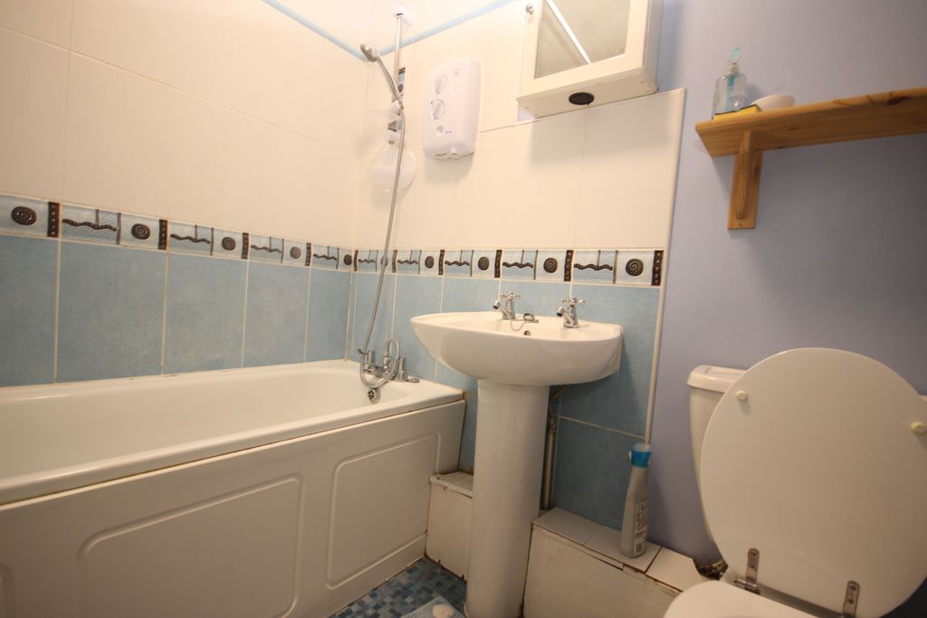 Property photo 3 of 5 Img_1108.Jpg