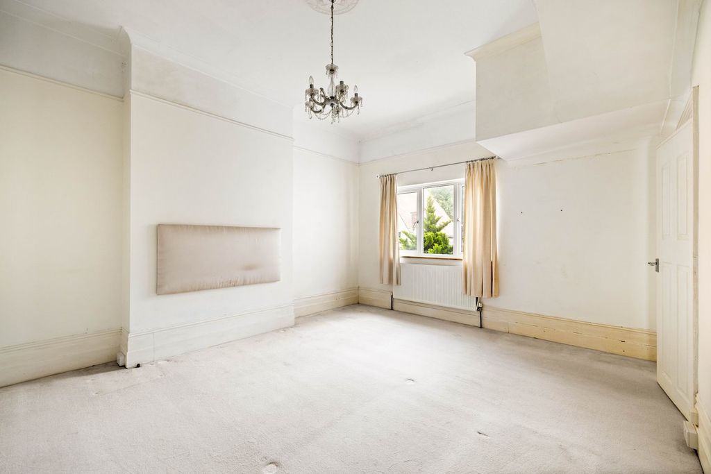 Additional image 5 of 2 bed maisonette for saleCastle Hill Avenue, Folkestone CT20