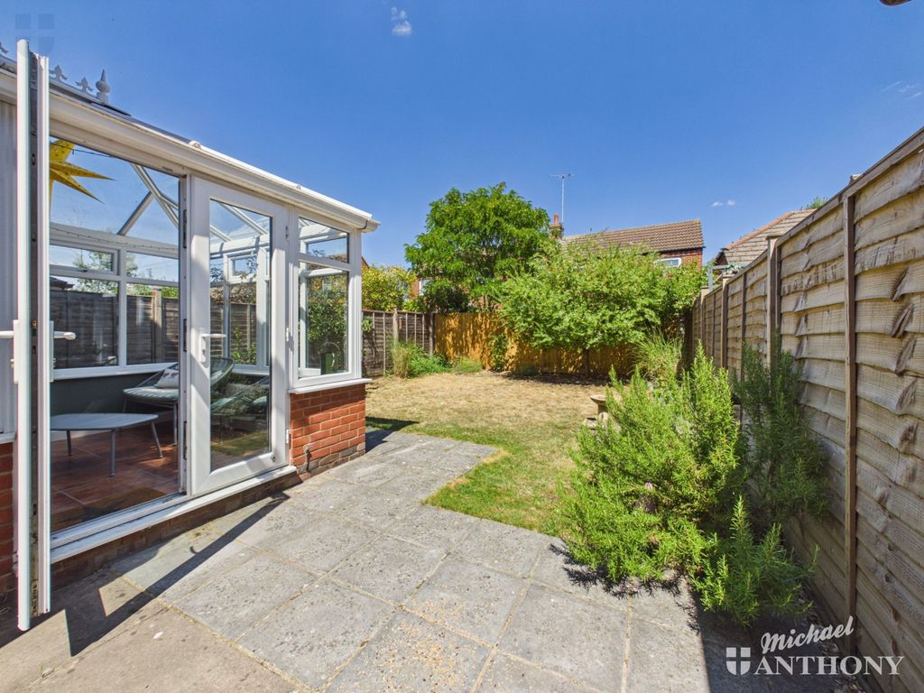 Property photo 3 of 13 Cam03852G0-Pr0747-Still013