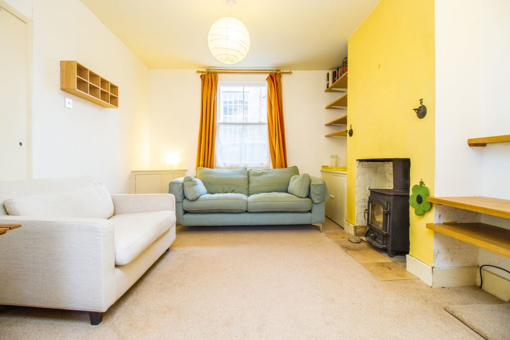 Property photo 3 of 8 27605