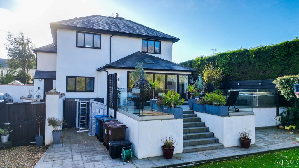 Property photo 1 of 39 4682472