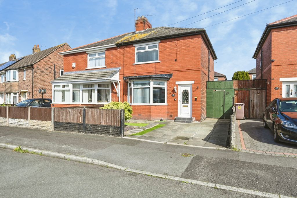 Property photo 1 of 15