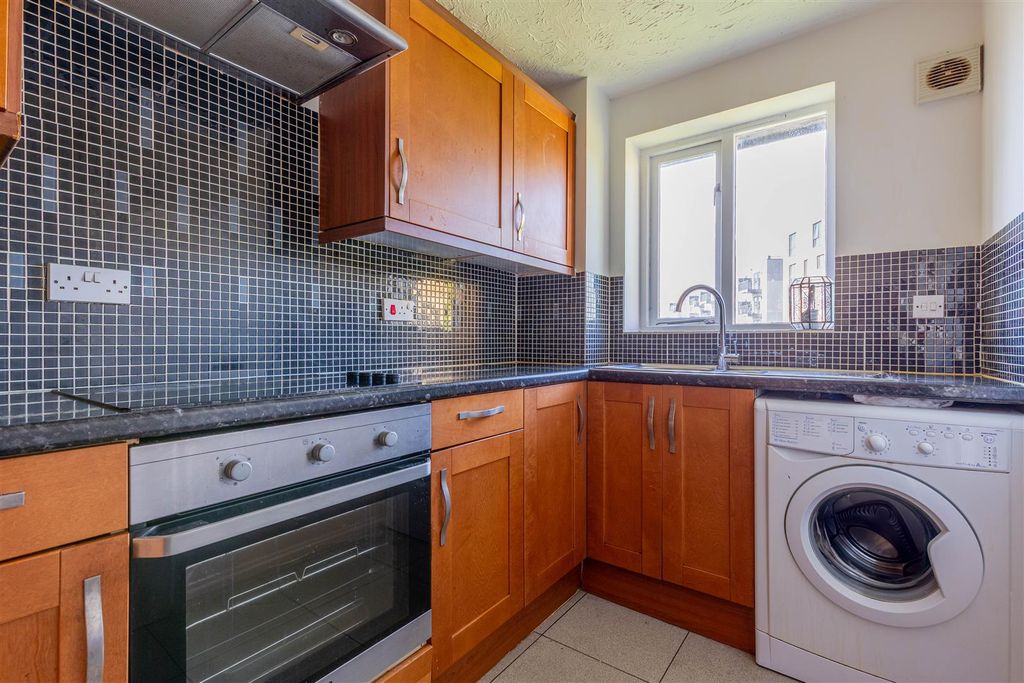 Property photo 3 of 10 CC1A1649-Hdr.Png