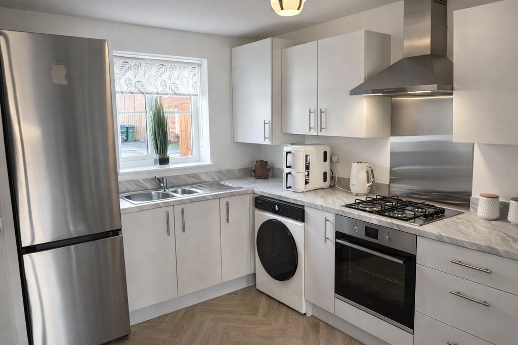 Property photo 3 of 10 Picture No. 05