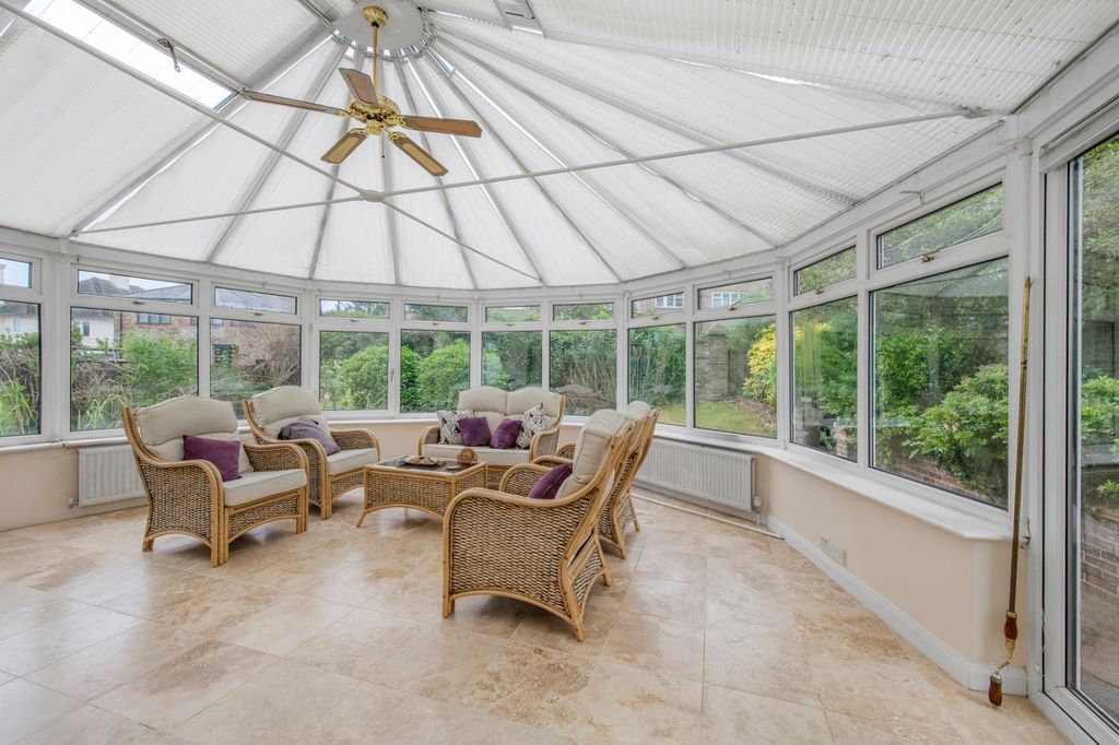 Property photo 1 of 29