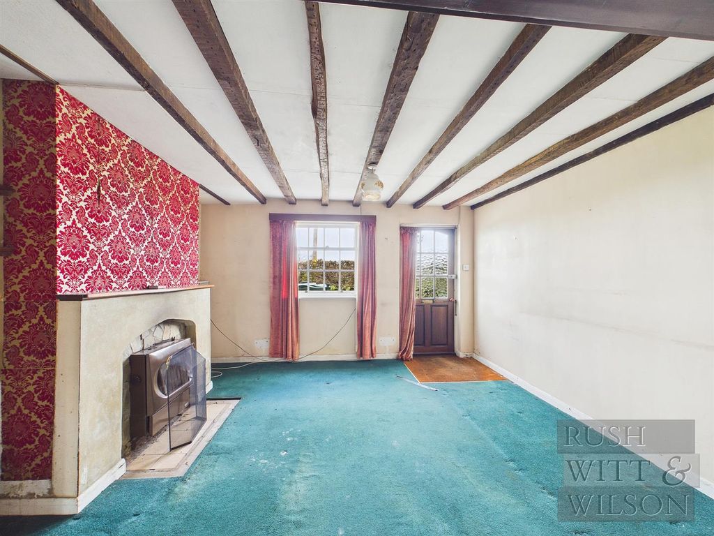 Property photo 2 of 20