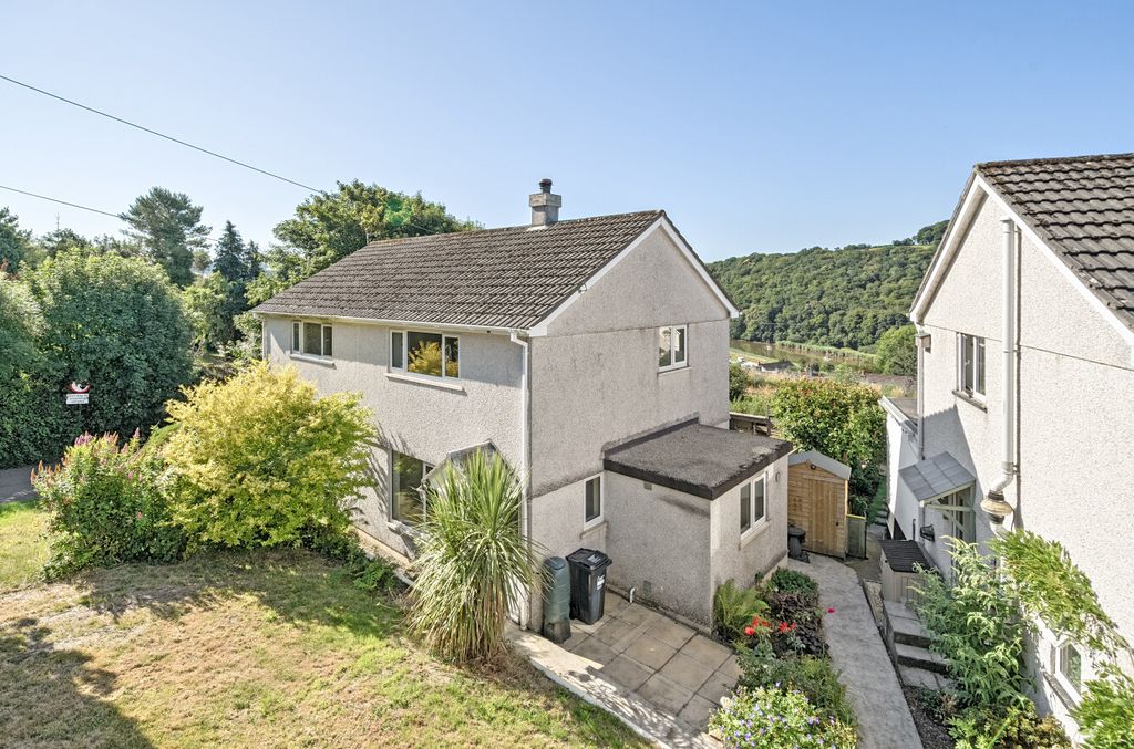 Property photo 1 of 23 1321586-1-686F90B...