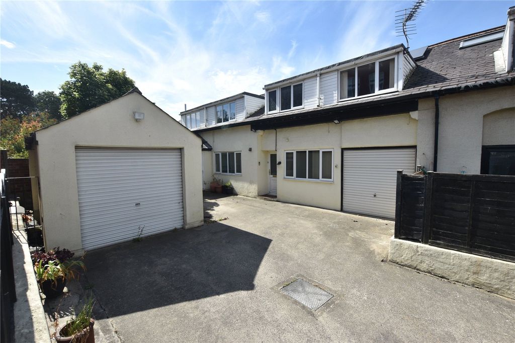 Property photo 1 of 22 Picture No. 01