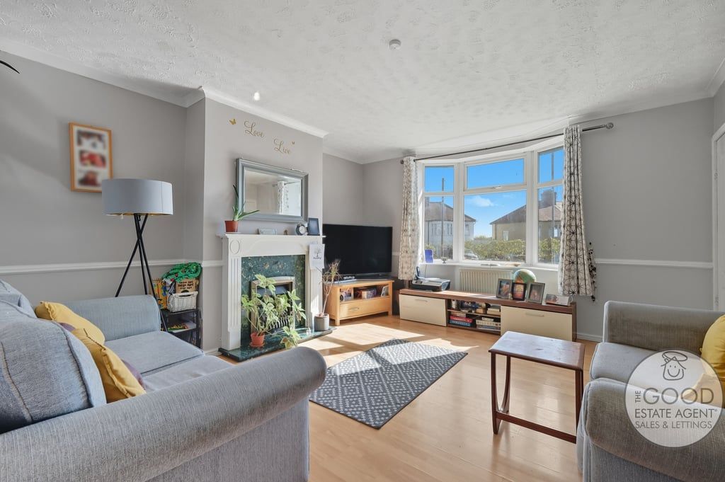 Property photo 2 of 16