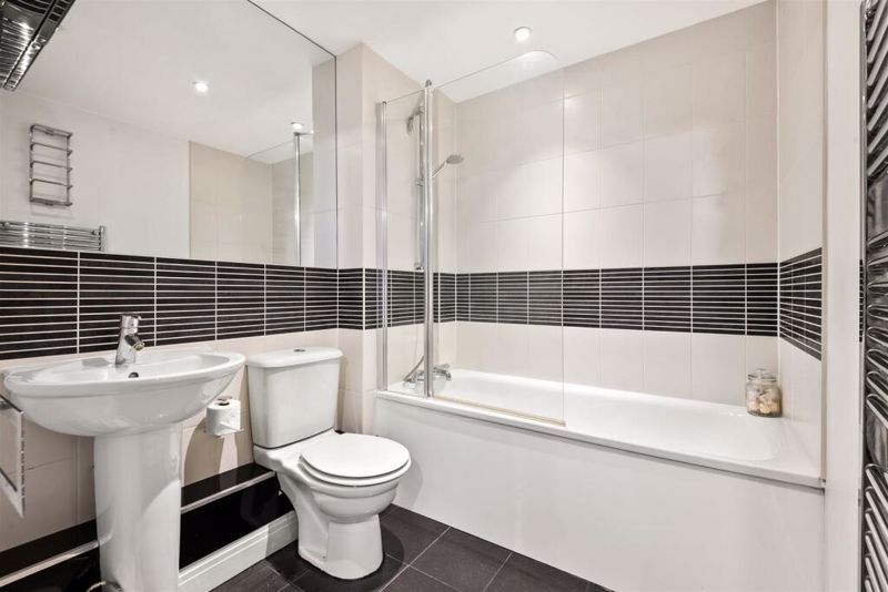 Property photo 3 of 3 Photo 6