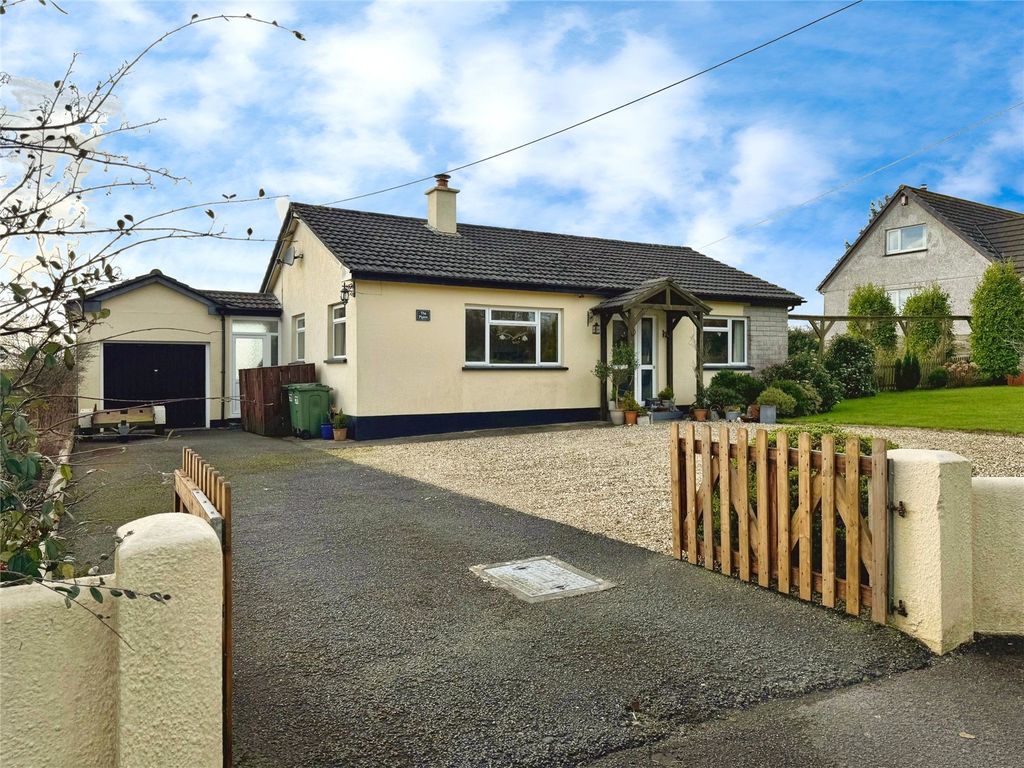Property photo 1 of 25 Picture No. 05
