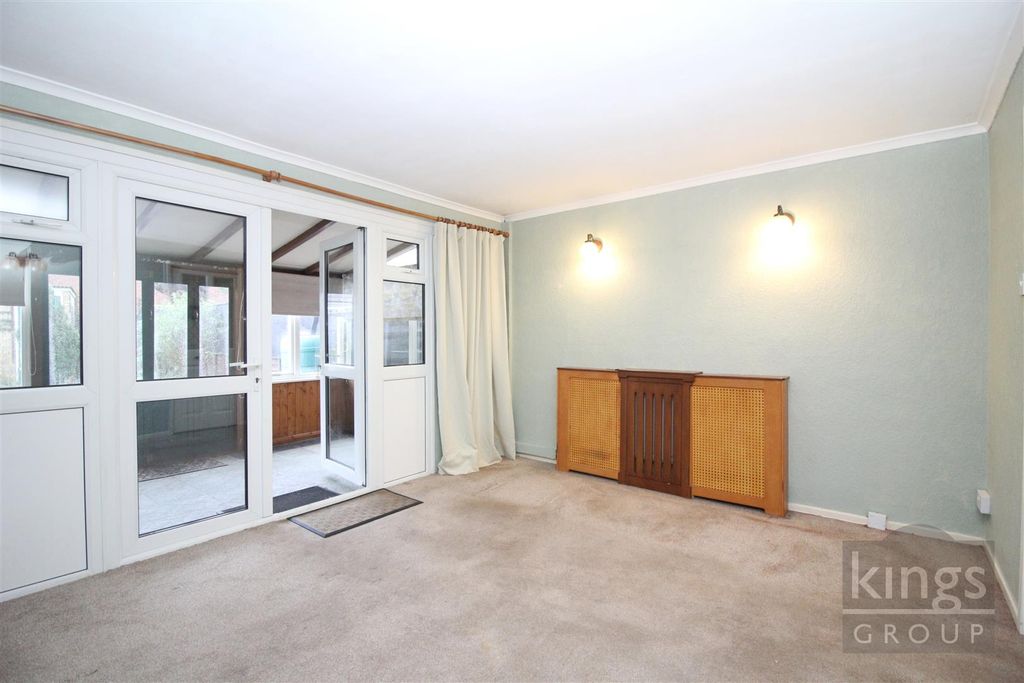 Property photo 3 of 15