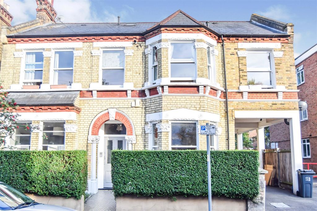 Property photo 1 of 7