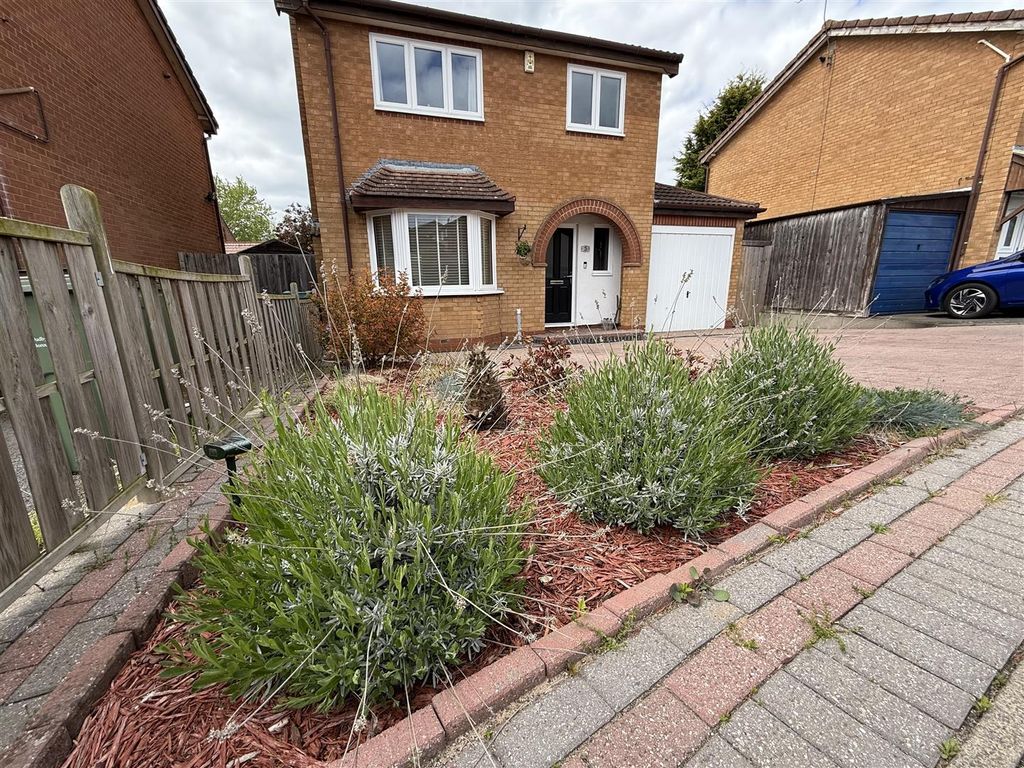Property photo 1 of 24