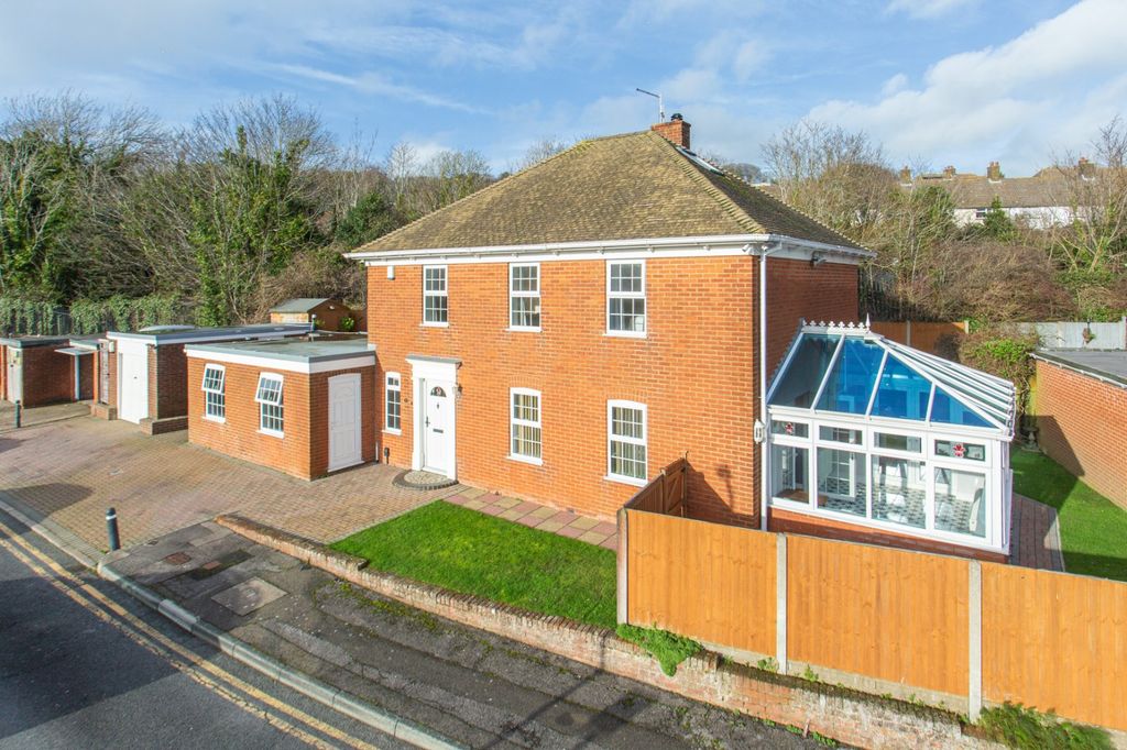 Property photo 2 of 35 Picture 2