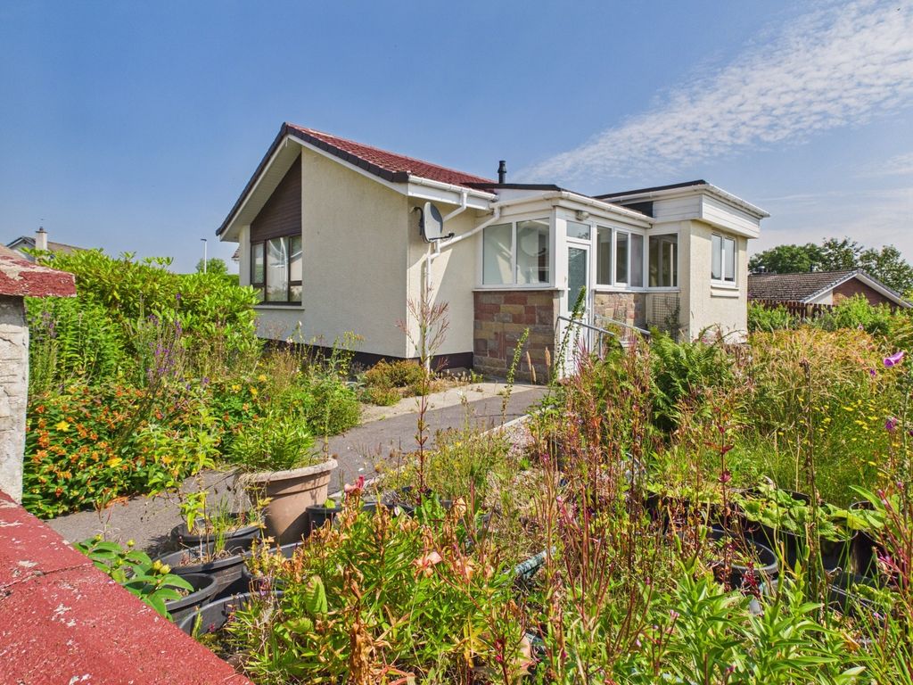 Property photo 2 of 24