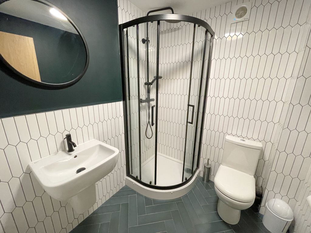 Property photo 3 of 8 6 Markden Mews