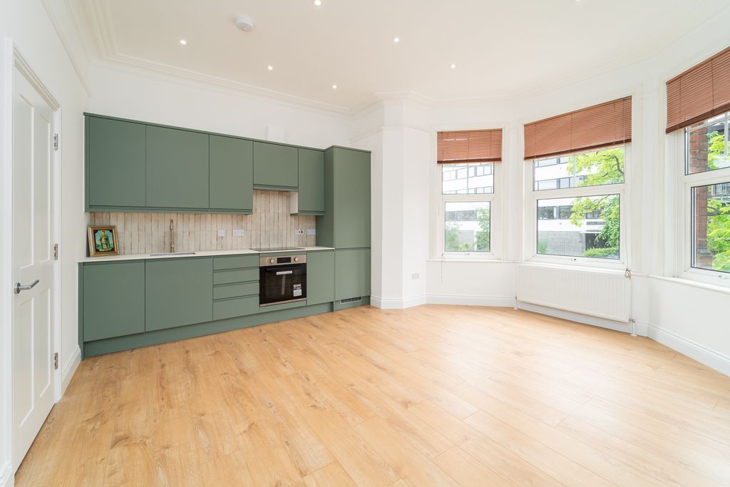 Property photo 2 of 10 Ndb07104-Edit