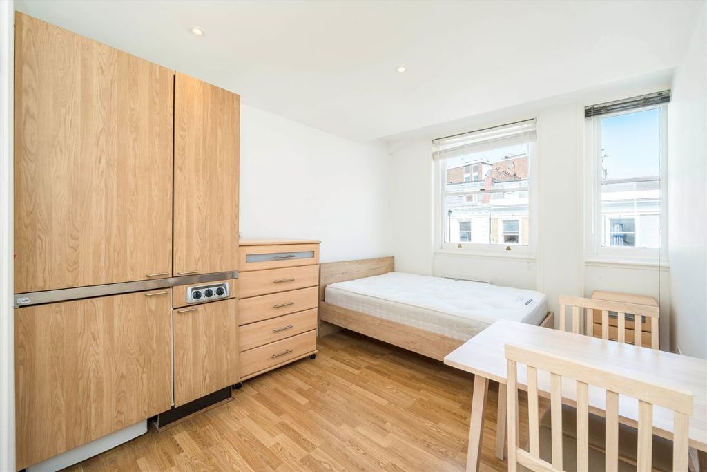 Property photo 2 of 4