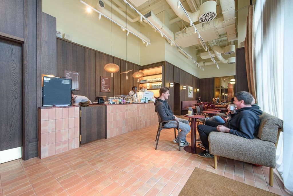 Property photo 3 of 24